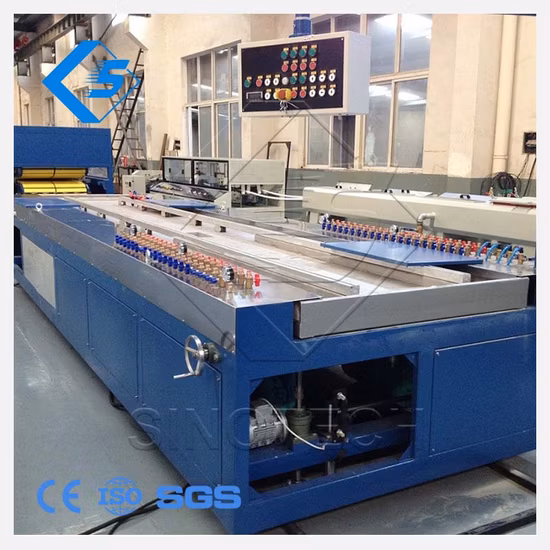Máquina de extrusión de techo de tablero de panel de perfil de plástico PVC/WPC/máquina de fabricación/línea de producción